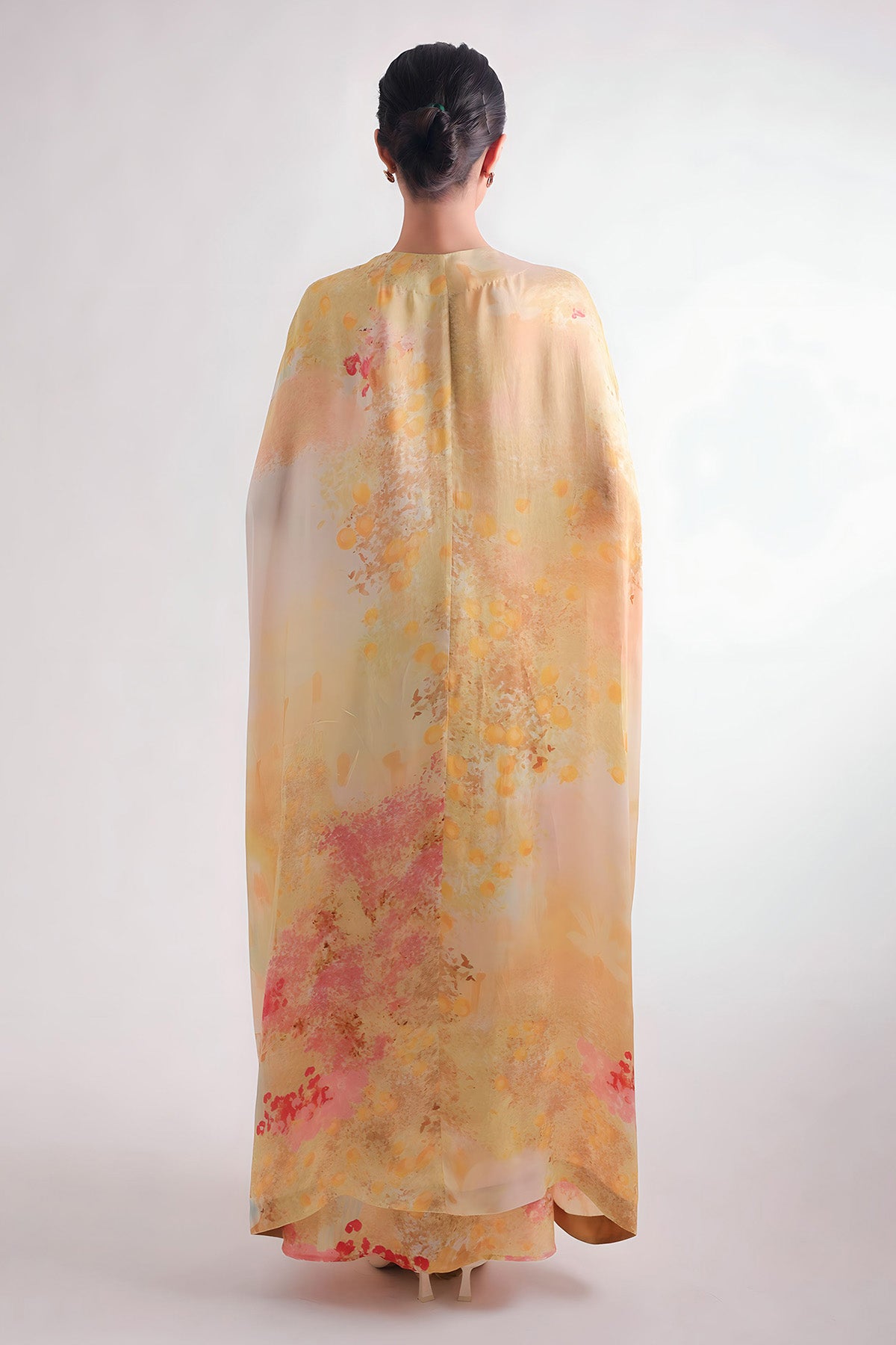 Kaftan Paired With Flare Pants